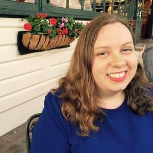 Meet your Posher, Holly